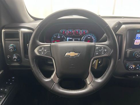 Used 2018 Chevrolet Silverado 1500 LT AWD/4WD image 9
