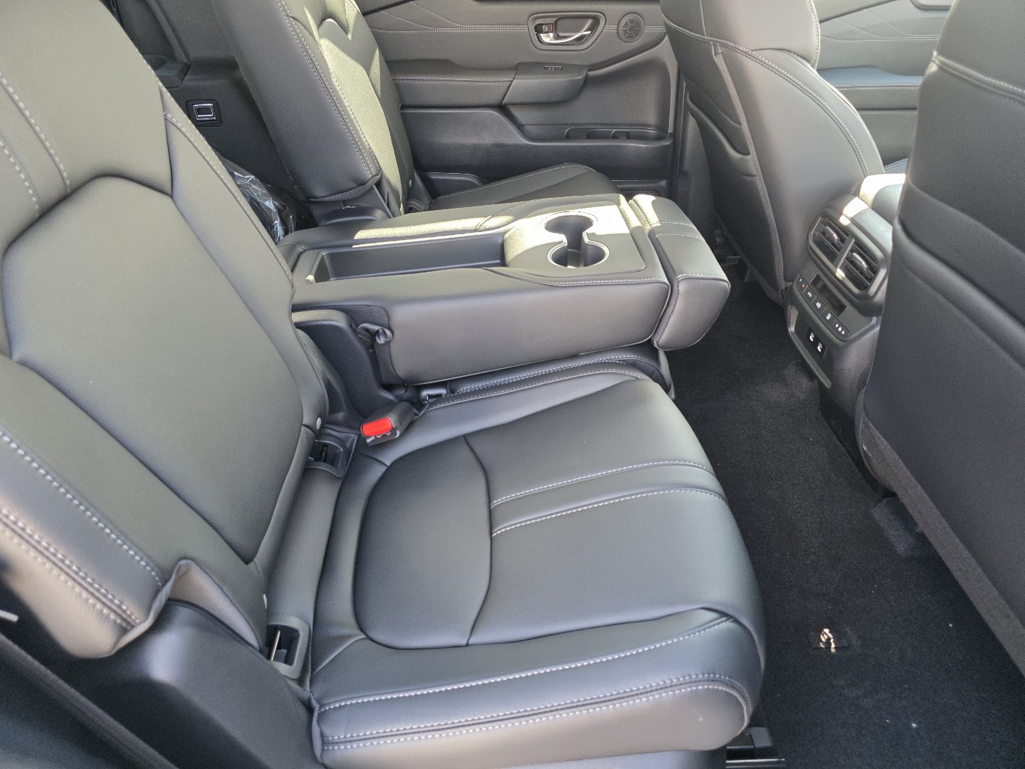 New 2026 Honda Pilot Touring image 22