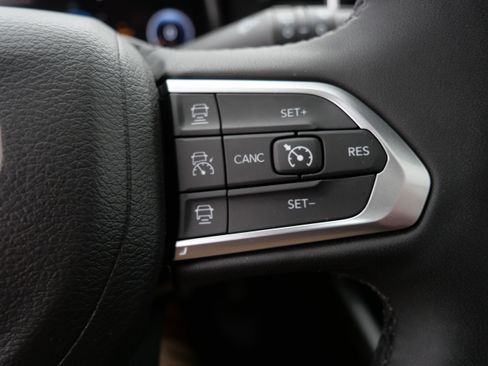 Used 2024 Jeep Compass Limited w/ High Altitude Package AWD/4WD image 26