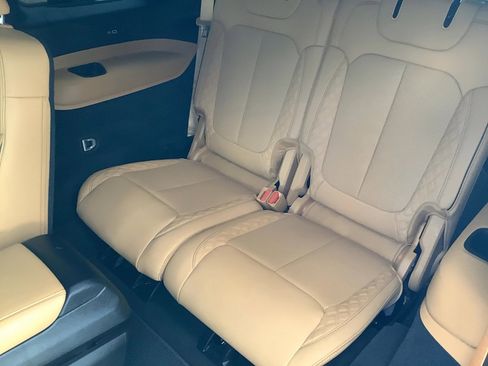 Certified 2024 Jeep Grand Cherokee L Summit AWD/4WD image 8