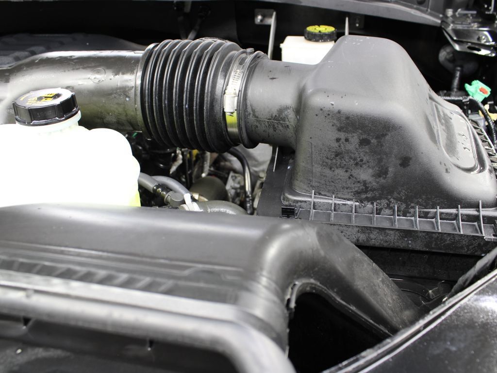 Used 2023 Ford F150 Lariat w/ Equipment Group 502A High AWD/4WD image 31