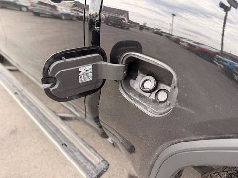 Used 2023 GMC Sierra 1500 Denali w/ Denali Reserve Package image 27