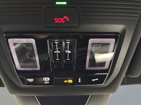 New 2026 Volkswagen Tiguan SE R-Line image 24