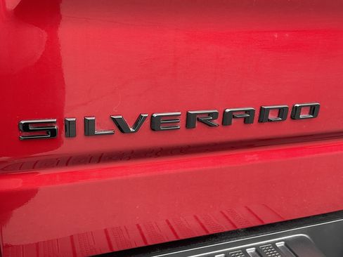 Used 2022 Chevrolet Silverado 1500 RST w/ All Star Edition Plus AWD/4WD image 7