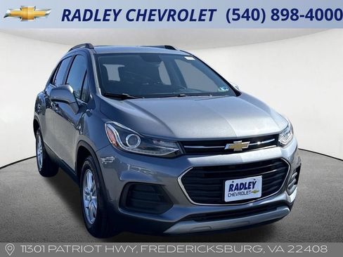 Used 2019 Chevrolet Trax LT w/ LT Convenience Package image 20