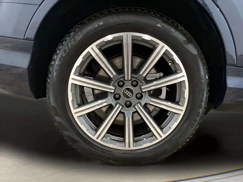 Used 2023 Audi Q7 2.0T Premium Plus AWD/4WD image 95