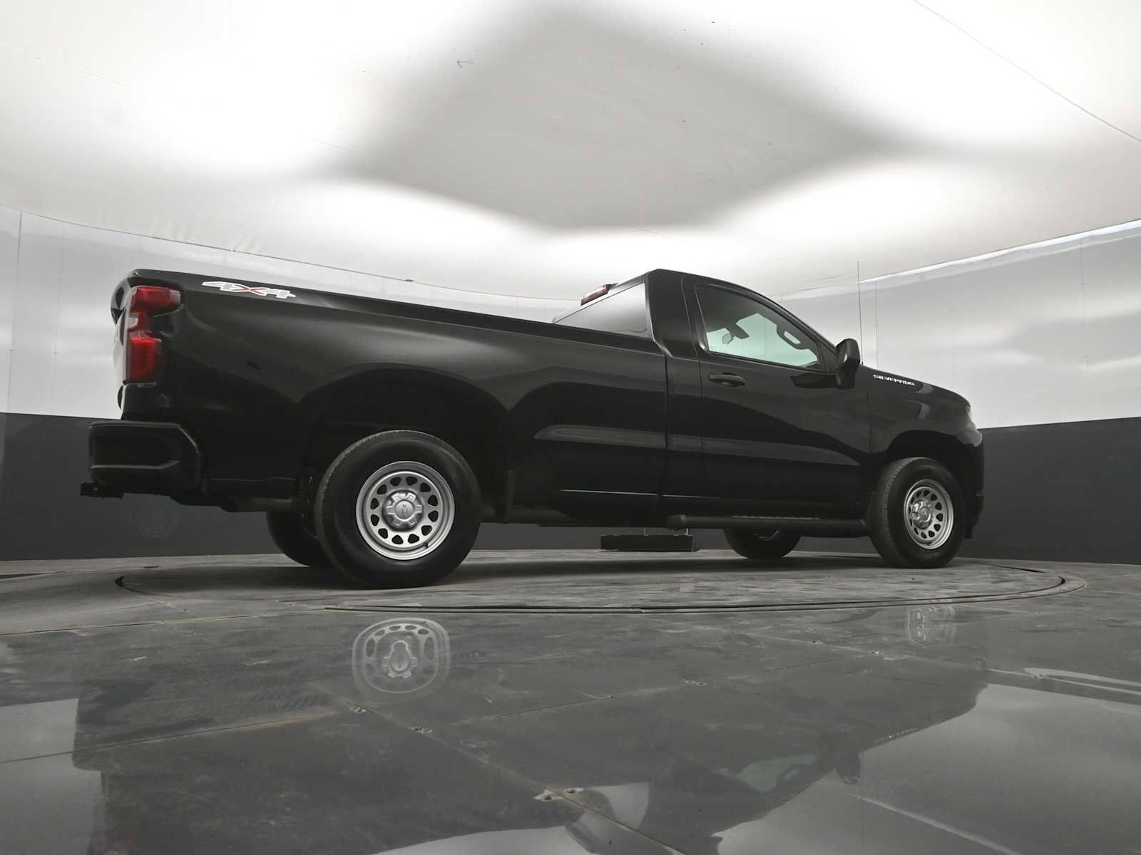 Used 2021 Chevrolet Silverado 1500 W/T w/ WT Value Package AWD/4WD image 38