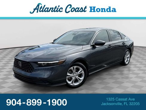 Certified 2025 Honda Accord LX image 1