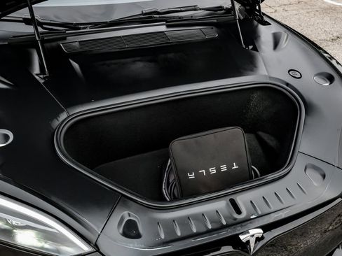 Used 2022 Tesla Model S Base image 55