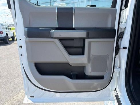 Used 2017 Ford F250 XLT AWD/4WD image 15