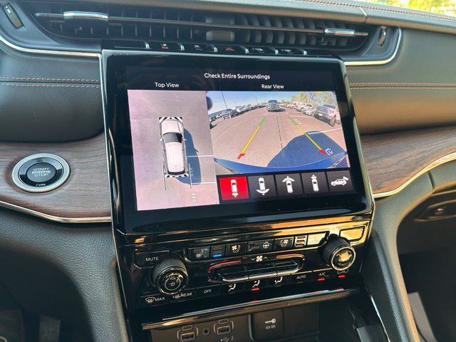 Used 2023 Jeep Grand Cherokee L Summit w/ Advanced Protech Group IV AWD/4WD image 31