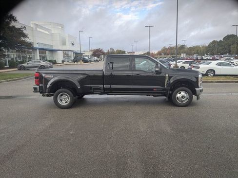 Certified 2024 Ford F350 Lariat w/ Lariat Ultimate Package image 2