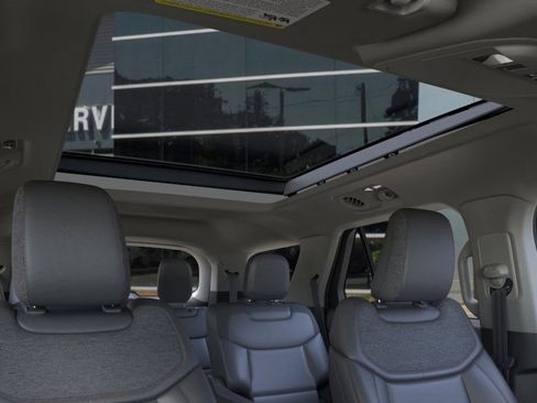 New 2026 Ford Explorer Active w/ Active Comfort Package image 22