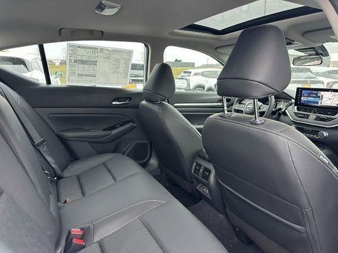 New 2025 Nissan Altima 2.5 SL image 4