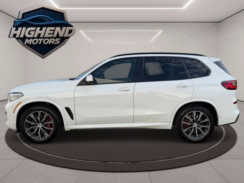 Used 2022 BMW X5 M50i w/ Premium Package AWD/4WD image 3