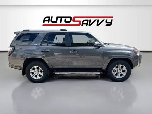 Used 2021 Toyota 4Runner SR5 Premium w/ Moonroof Package RWD image 8