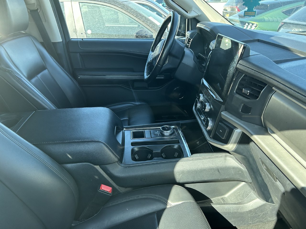 Used 2023 Ford Expedition XLT RWD image 7