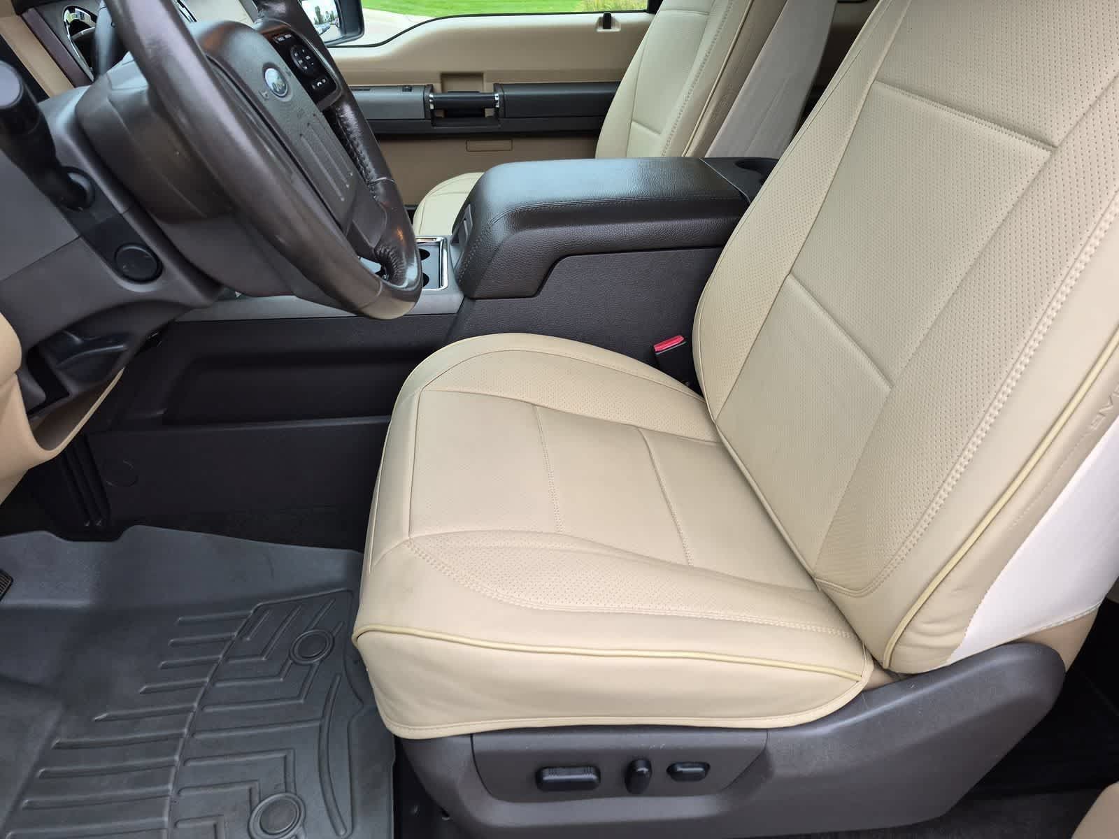 Used 2011 Ford F250 Lariat w/ Chrome Pkg AWD/4WD image 16
