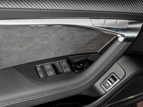 Used 2025 Audi RS 6 performance image 44