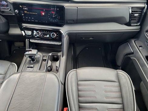 Used 2025 GMC Sierra 1500 AT4X AWD/4WD image 15