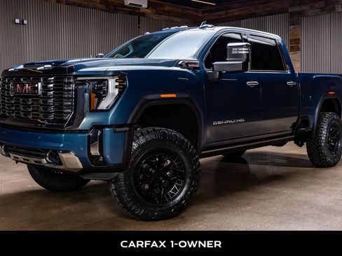 Used 2025 GMC Sierra 2500 Denali w/ Denali Reserve Package image 5