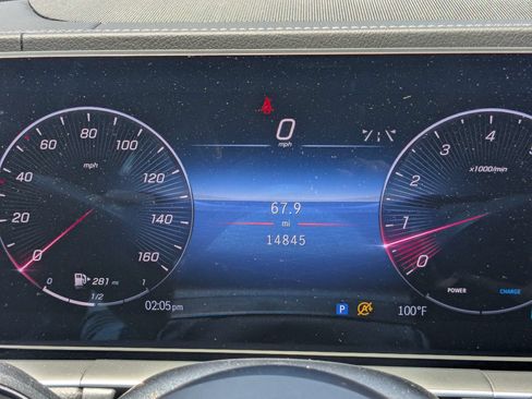 Used 2024 Mercedes-Benz GLE 350 4MATIC image 32