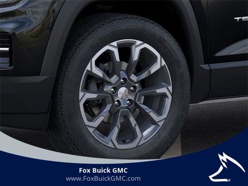 Used 2026 GMC Terrain Elevation w/ Elevation Premium Package image 9