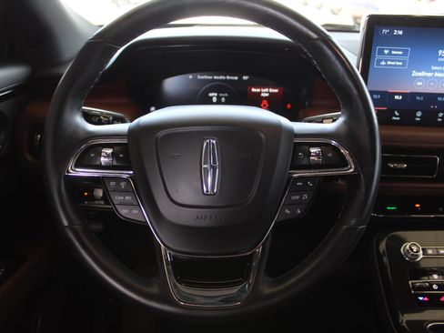 Used 2023 Lincoln Nautilus Reserve w/ Monochromatic Package image 25