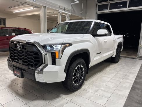 New 2026 Toyota Tundra SR5 image 1