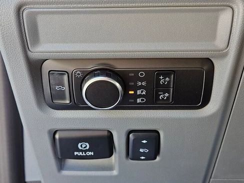 New 2025 Ford F150 Lightning XLT AWD/4WD image 31