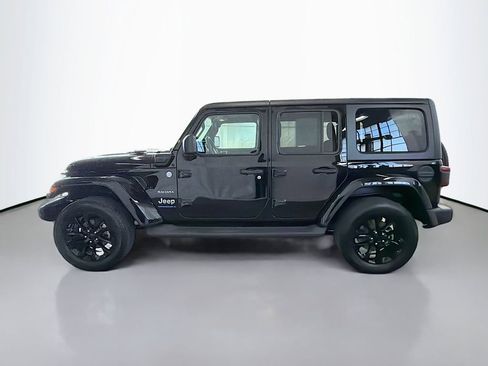 Used 2023 Jeep Wrangler Unlimited Sahara w/ Cold Weather Group AWD/4WD image 6