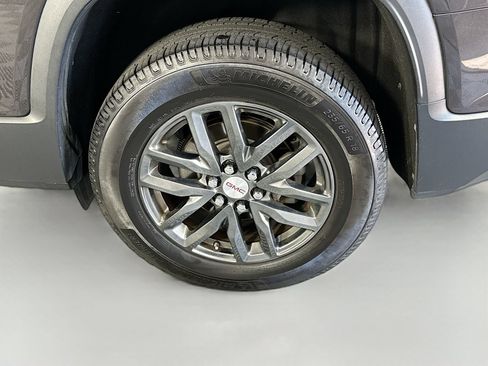 Used 2019 GMC Acadia SLT FWD image 35