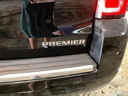 Used 2019 Chevrolet Tahoe Premier w/ Premier Plus Edition AWD/4WD image 10