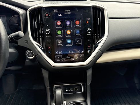 Certified 2023 Subaru Ascent Limited w/ Technology Package image 17