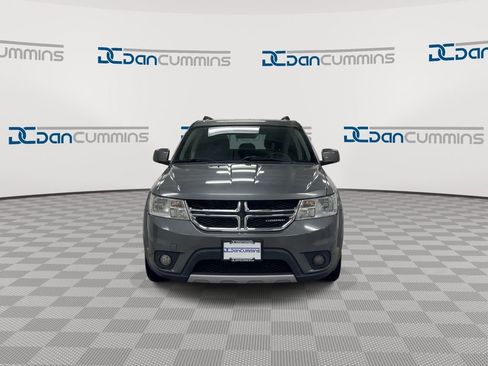 Used 2012 Dodge Journey SXT image 3