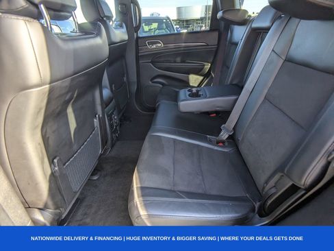 Used 2022 Jeep Grand Cherokee Laredo X image 13