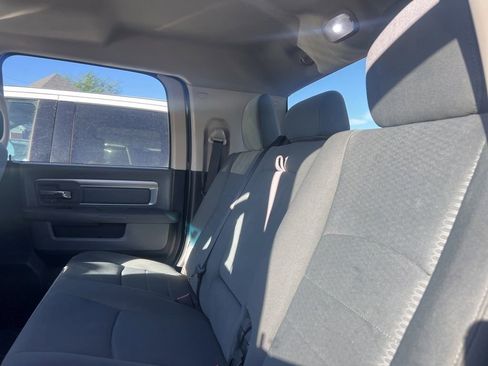 Used 2015 RAM 2500 SLT w/ Protection Group AWD/4WD image 16
