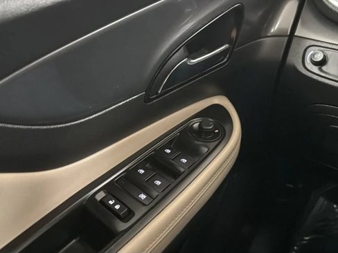 Used 2018 Buick Encore Preferred FWD image 15
