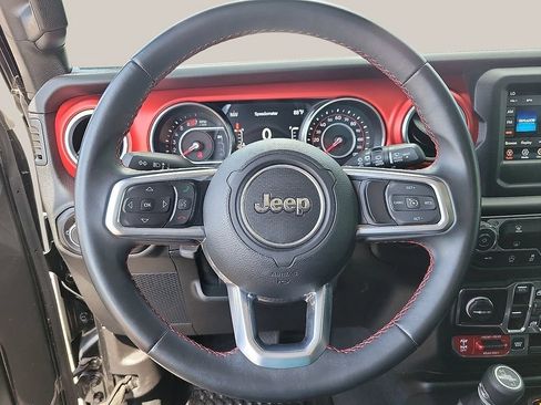 Used 2019 Jeep Wrangler Unlimited Rubicon w/ Safety Group AWD/4WD image 19