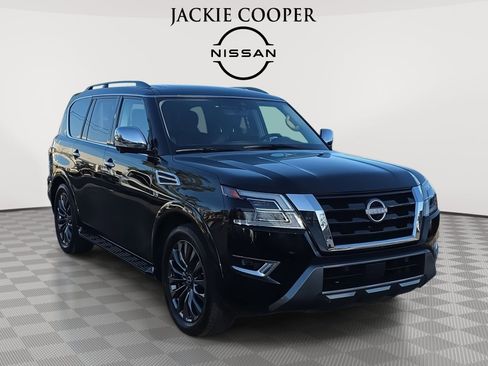 Used 2021 Nissan Armada Platinum w/ Captain's Chairs Package image 3