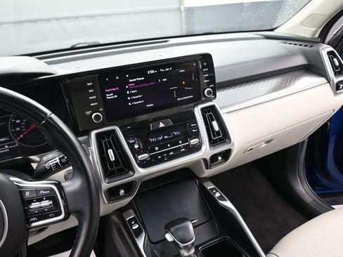 Used 2022 Kia Sorento S w/ Panoramic Sunroof Package image 38