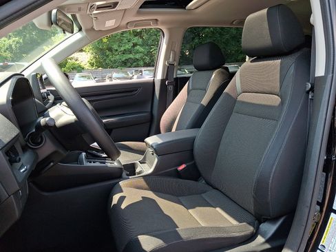 Certified 2024 Honda CR-V EX image 12