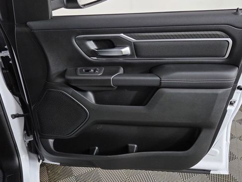 New 2026 RAM 1500 4x4 Crew Cab image 31