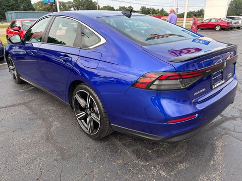 Used 2024 Honda Accord Sport image 6