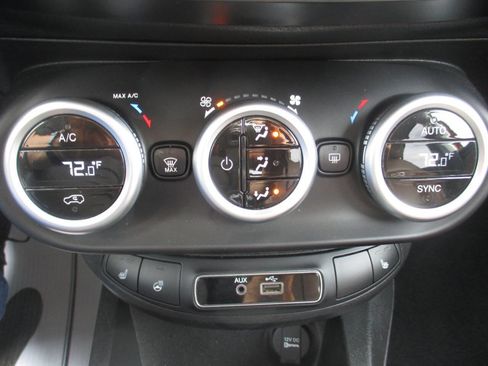 Used 2016 FIAT 500X Trekking Plus image 19