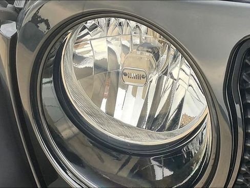 Used 2023 Jeep Wrangler Sport image 29