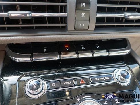 Used 2022 Lincoln Corsair Reserve w/ Equipment Group 201A AWD/4WD image 29