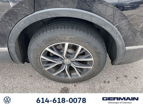 Used 2020 Volkswagen Tiguan SE image 16