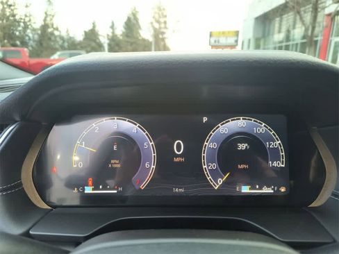 New 2025 Jeep Grand Cherokee L Limited w/ Trailer Tow Package image 15