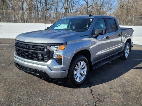 Used 2024 Chevrolet Silverado 1500 Custom w/ LPO, Dark Essentials Package image 5